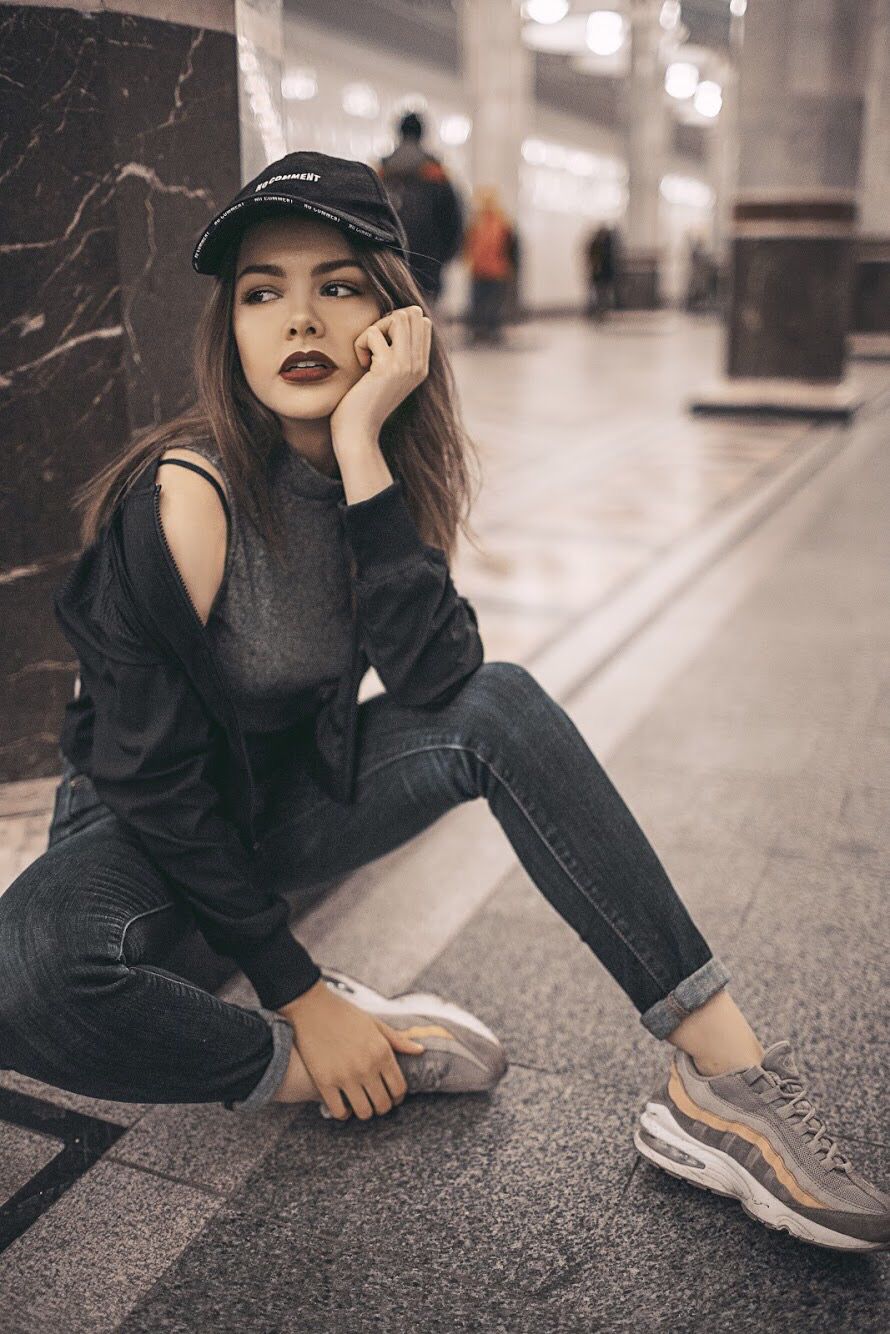 Sassy girls in Guntur