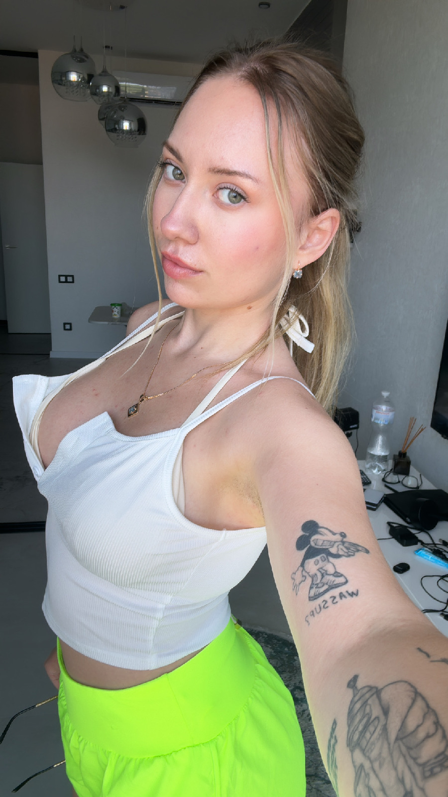 KateV in her underwear in Guntur