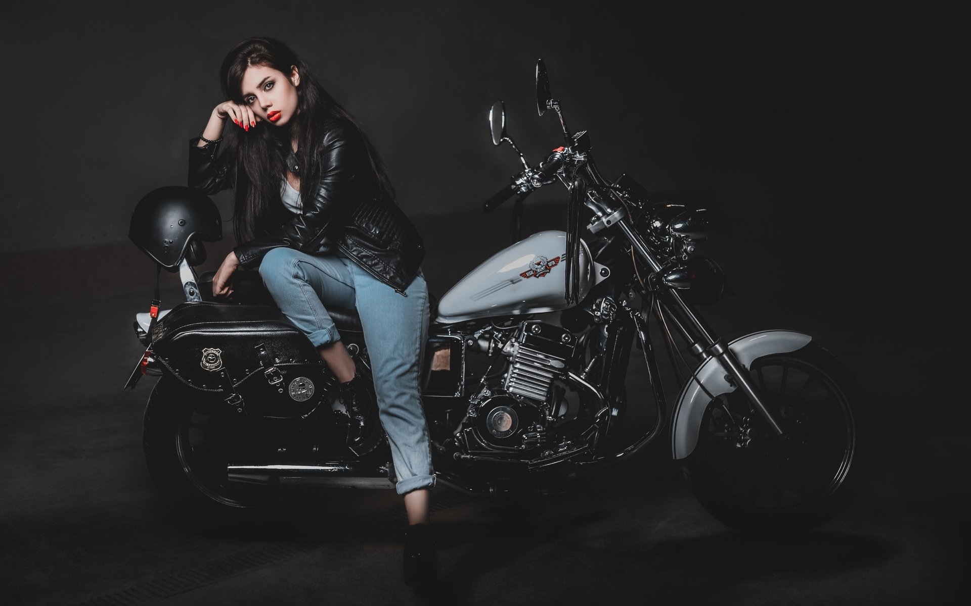 Biker girls: style and drive in Guntur