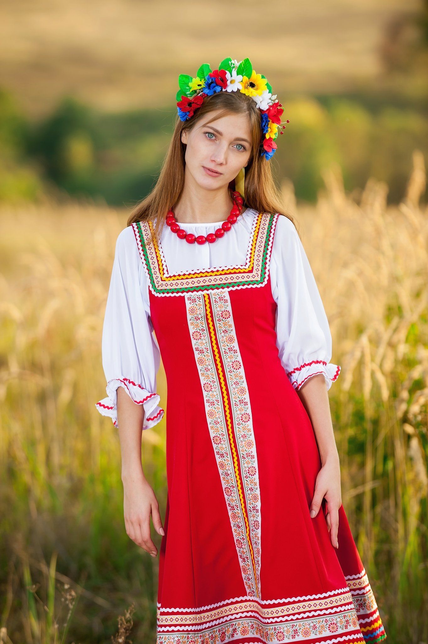 Women in Slavic costumes in Guntur