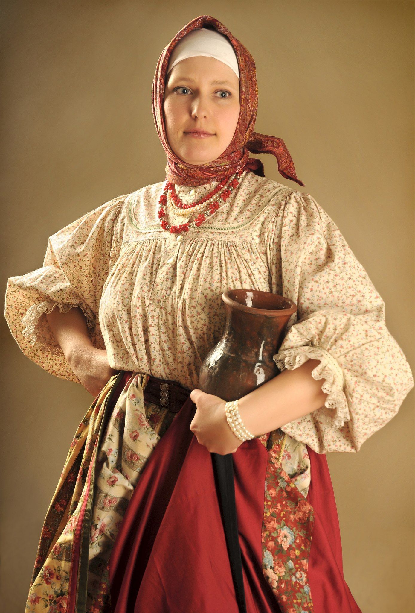 Girls in Slavic costumes in Guntur