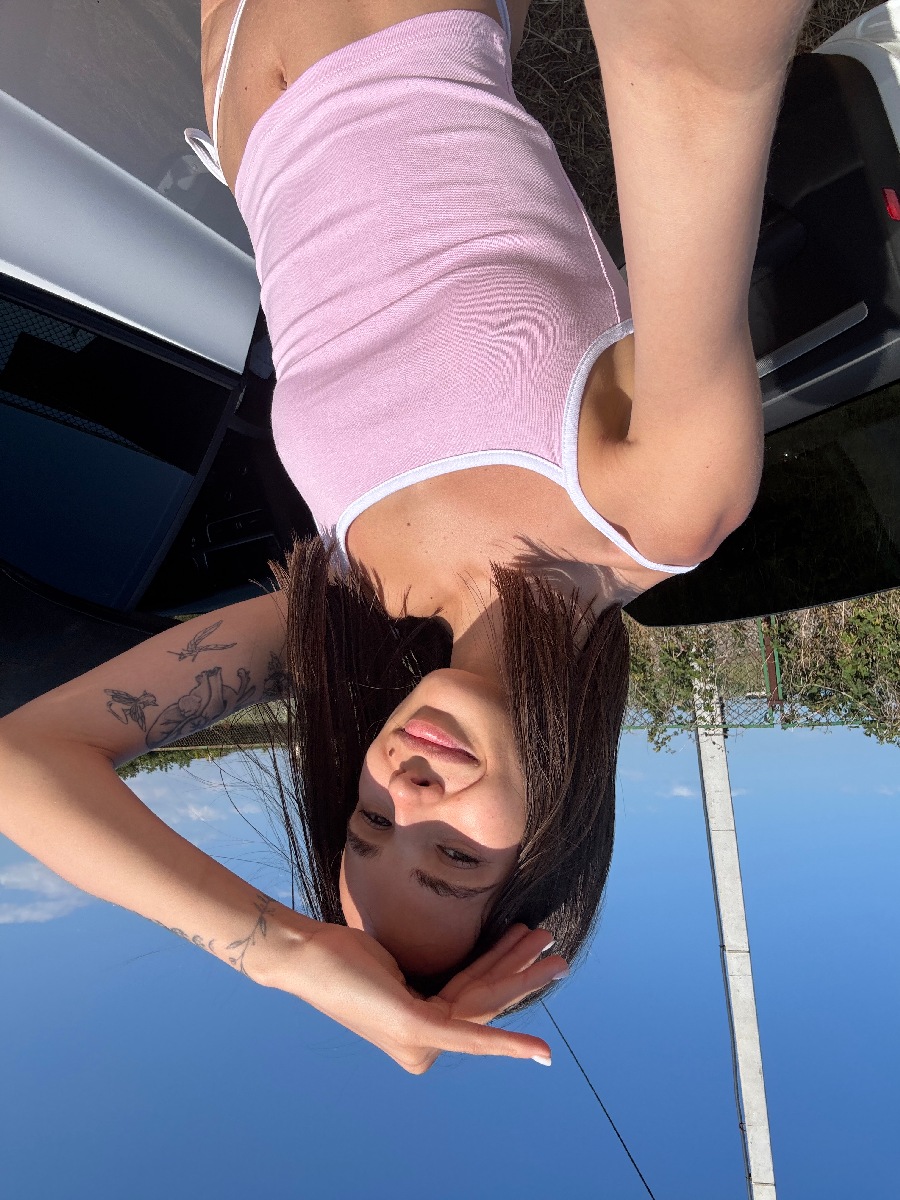 Sexy model Tina in Guntur